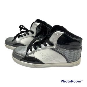 Gia Mia Hip Hop Sneakers Womens 8 White Black